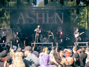 Ashen-Kave26-DeuskinPhoto-1